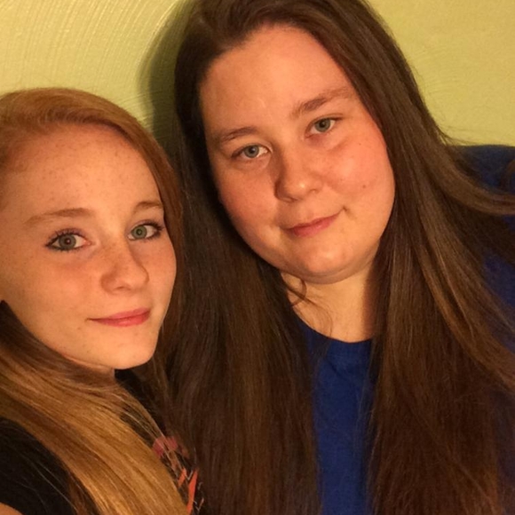 Meet your Posher, Pamela - Picture 1 of 1